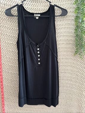 POL size medium black tank top
